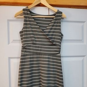 Eddie Bauer Travex Dress Grey Stripes Size XS Womens